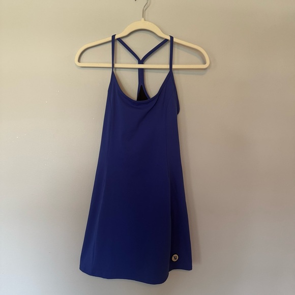 NWOT Vuori Women’s One Shot Tennis Dress in Copenhagen Blue Size Small - Picture 8 of 12